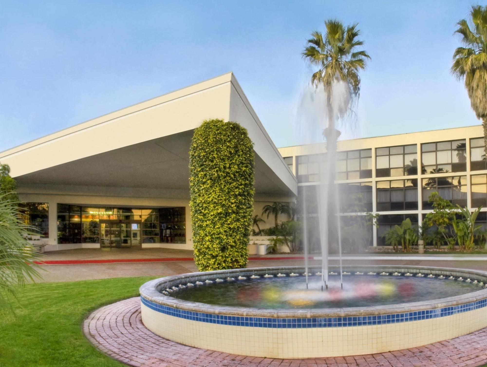 Four Points By Sheraton San Diego Exterior photo